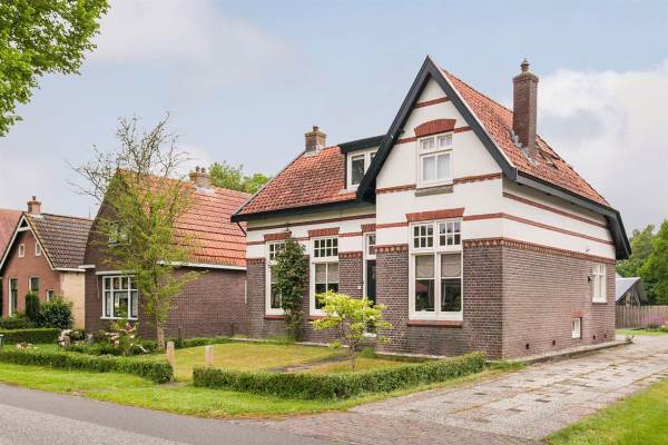 Woning Aengwirderweg 203 Luinjeberd