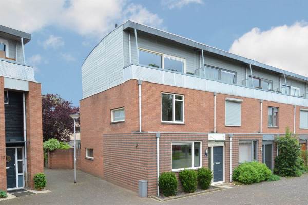 Woning von Fraunhoferhof 11 Nijmegen
