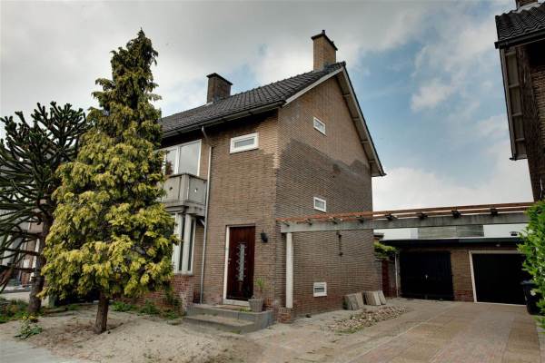 Woning P. Zeemanstraat 25 Zwijndrecht