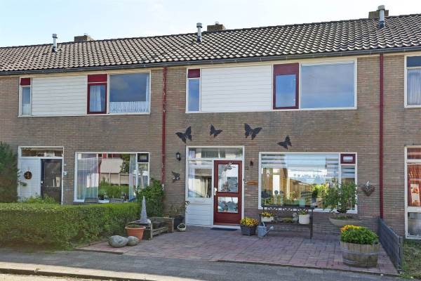 Woning De Stringen 12 Hallum