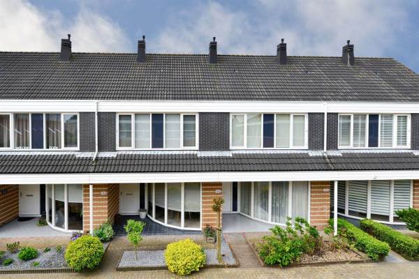 Woning Robert Stolzhof 186 Hoorn Nh