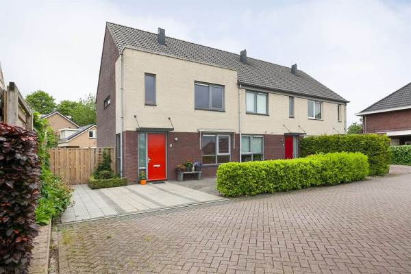 Woning Zunnebelt 18 Laag Zuthem