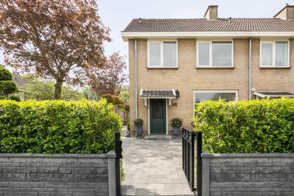 Woning Schakelweg 118 Hoogvliet Rotterdam
