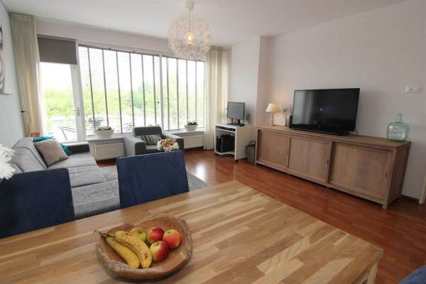 Woning dr. Wiardi Beckmansingel 149 Vlaardingen