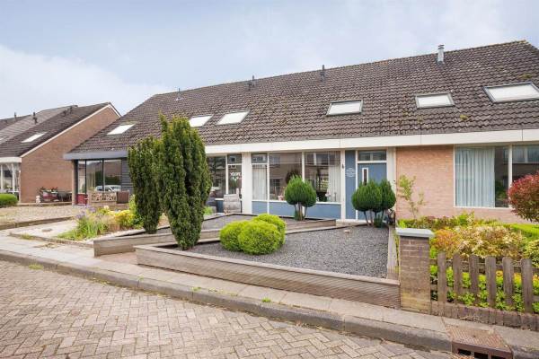 Woning Van Ommenstraat 14 Sint Jansklooster