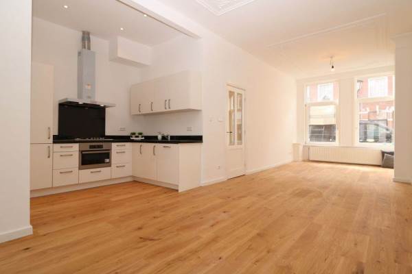 Woning Newtonstraat 387 Den Haag