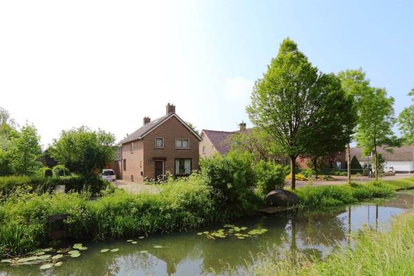 Woning Kapelsepad 37 Lopikerkapel