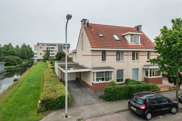 Woning Burg Van Heugtenlaan 91 Nieuwerkerk aan den IJssel
