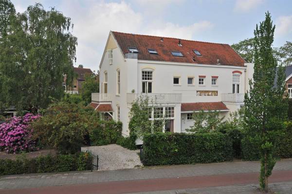 Woning Lambertus Hortensiuslaan 9 Naarden