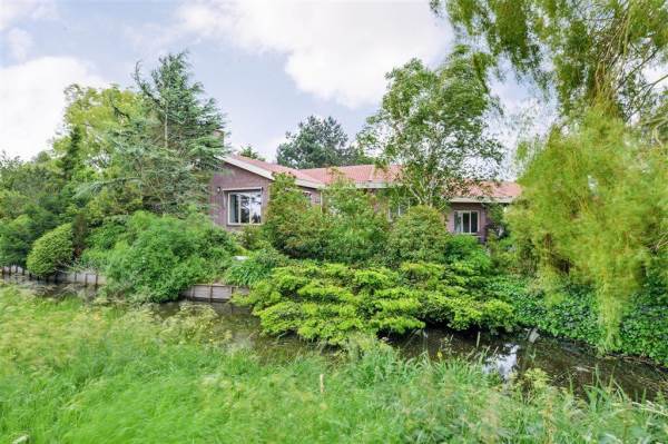 Woning Westeinde 352 Berkhout