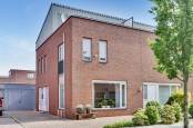 Woning Dageraad 45 Elst