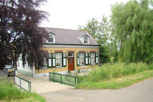 Woning Oude Veerdam 6 Zuidland