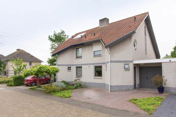 Woning Alewijnsweer 12 Sliedrecht