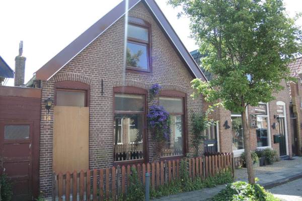 Woning Van Ghemmenichstraat 14 Franeker