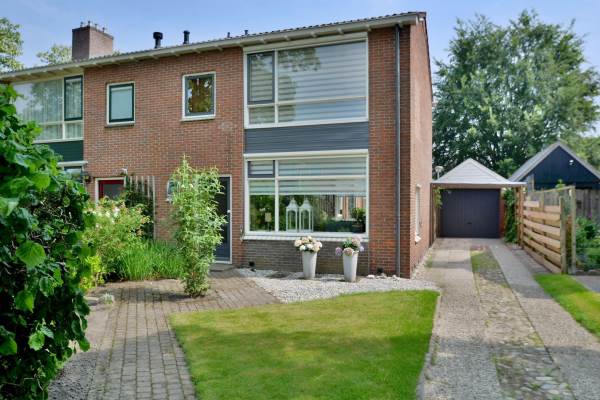 Woning Esdoornlaan 5 Westerbork