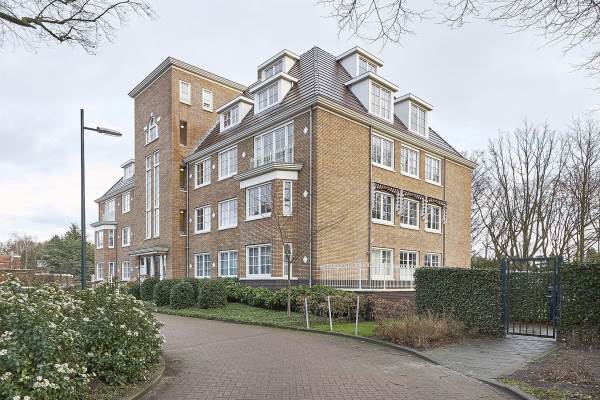 Woning Rijksstraatweg 727. Wassenaar