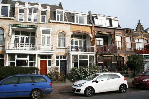 Woning Valkenboslaan 156 Den Haag