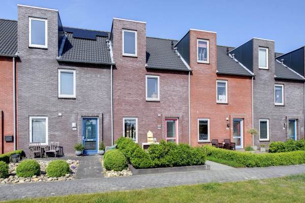 Woning Uitwierderweg 145 Delfzijl