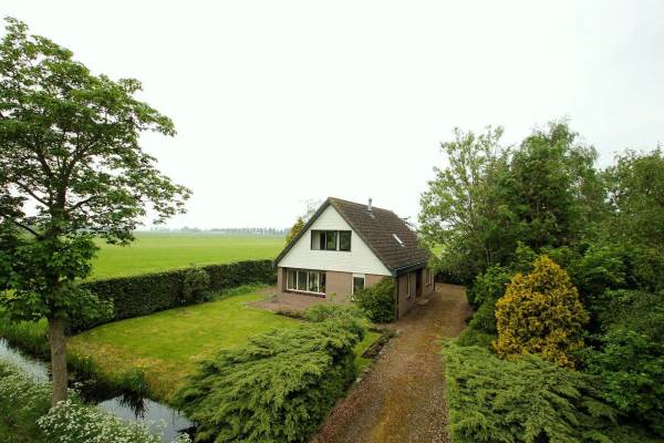 Woning Westerdijk 13 Enumatil