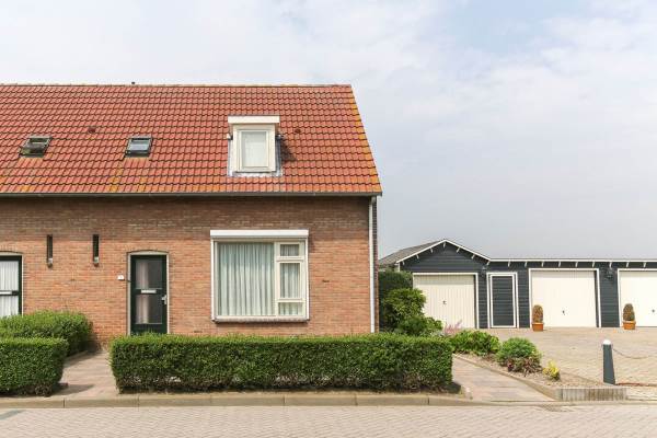 Woning Beatrixstraat 15 Achthuizen