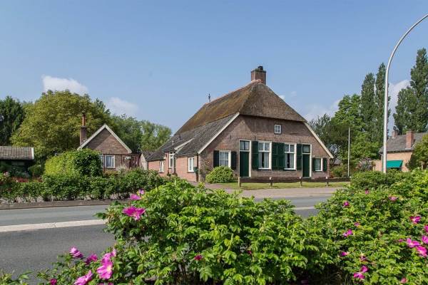 Woning Eerbeekseweg 82-84 Loenen