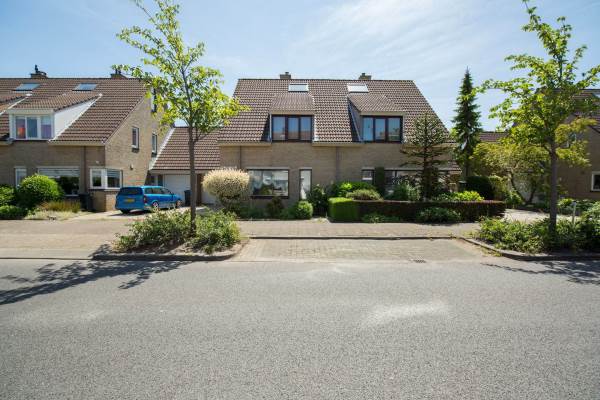Woning Marshalllaan 12 Hellevoetsluis