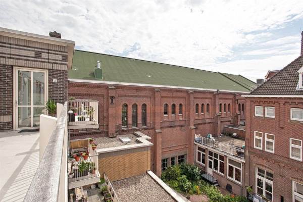 Woning Land van Cocagneplein 40+PP Amsterdam