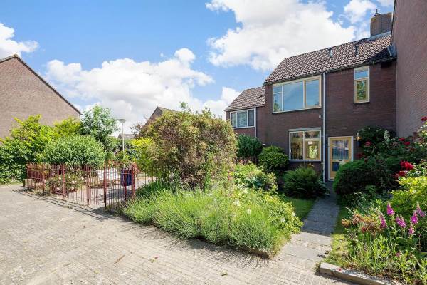 Woning Ebstroom 38 Hellevoetsluis