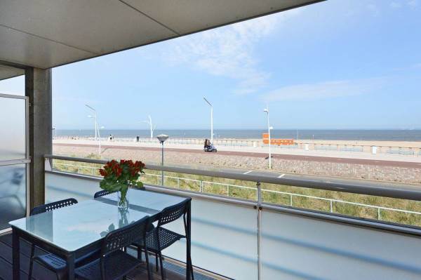 Woning Zeekant 37D Den Haag