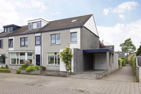 Woning Anna Blamanplantsoen 15 Apeldoorn