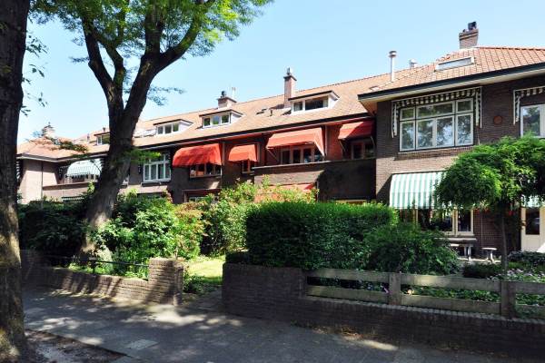 Woning Laan van Leeuwesteyn 68 Voorburg