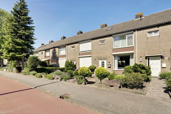 Woning President Kennedylaan 151 Roosendaal