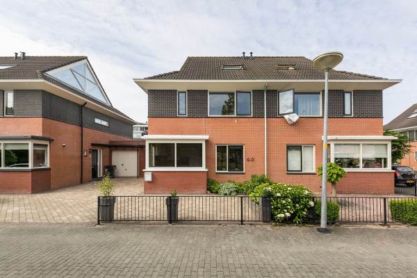 Woning Reestein 34 Nieuw-Vennep