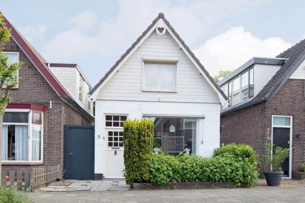 Woning Stationsweg 95 Heiloo