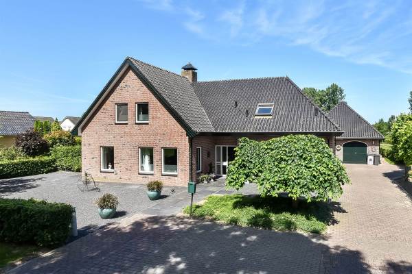 Woning Kampsestraat 36 Angeren