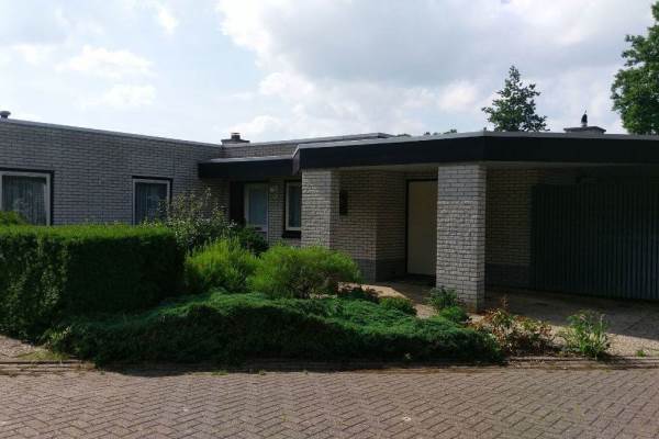Woning Sladenhuishoek 67 Enschede