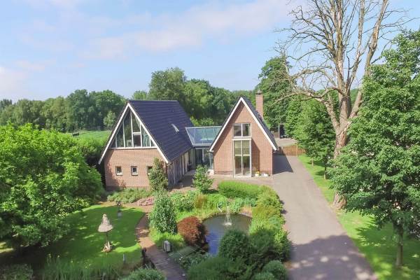 Woning Burg. J.G. Legroweg 79 Eelde