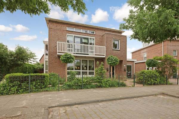 Woning Meerwedesingel 97 Barendrecht