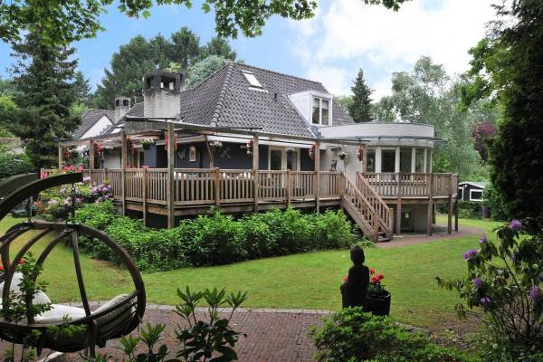 Woning Atelierweg 1 Huizen