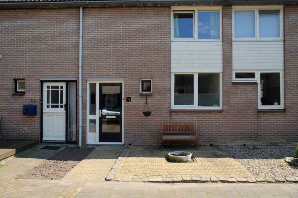Woning Robert Stolzstraat 76 Hengelo