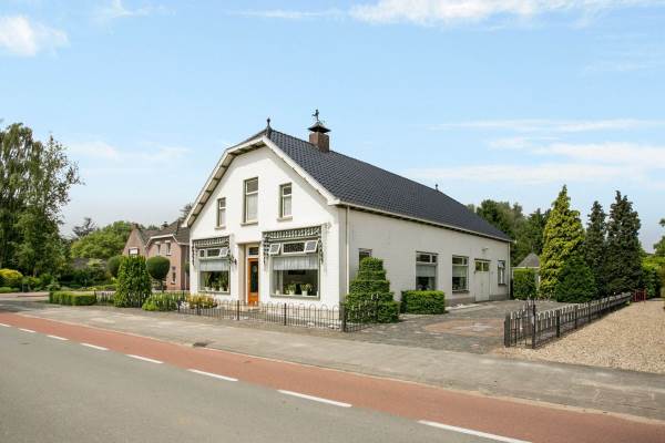 Woning Zandstraat 10 Beneden-Leeuwen