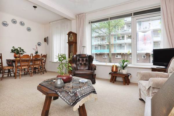 Woning Medemblikstraat 108 Den Haag