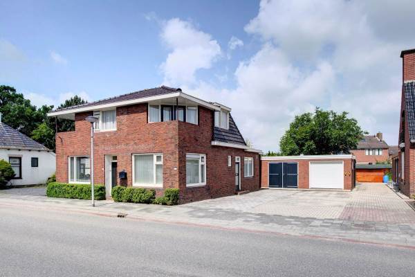 Woning Hoofdstraat 137 Uithuizermeeden