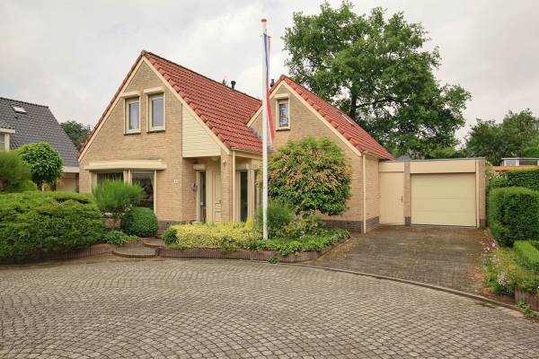 Woning W.J. Bitterstraat 12 Ede