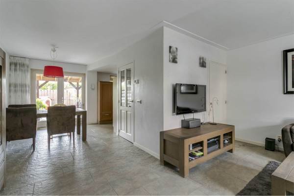 Woning Stijgbeugel 55 Zwaag