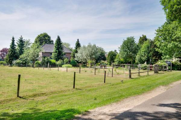 Woning Nieuwenhuishoekweg 7 Ruurlo