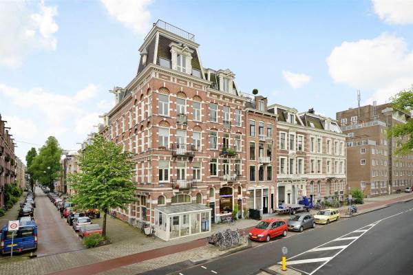 Woning Amsteldijk 42III Amsterdam