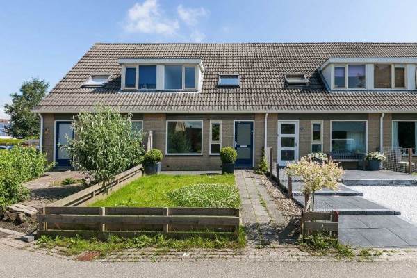 Woning Suster v.d. Vegtstrjitte 78 Akkrum