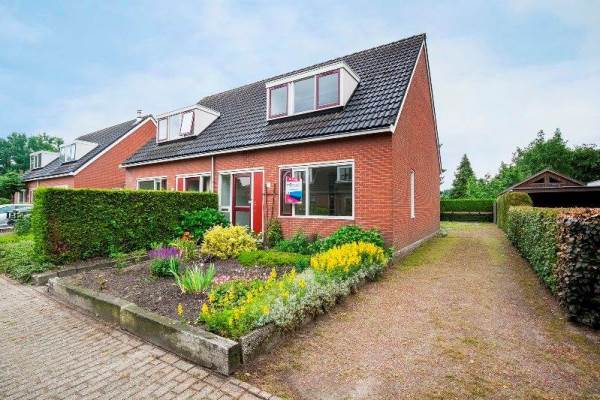 Woning Skoallelân 11 Siegerswoude
