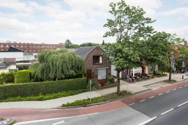 Woning Burgemeester Smeelelaan 1 Waalwijk